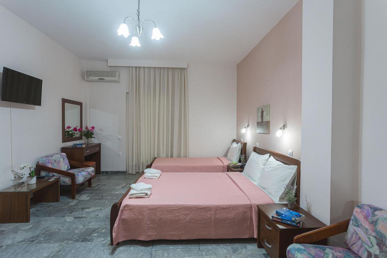 Remvi Hotel - Apartments Stoupa Phòng bức ảnh