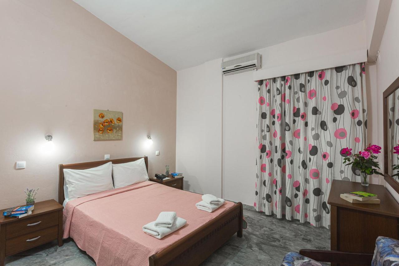 Remvi Hotel - Apartments Stoupa Phòng bức ảnh