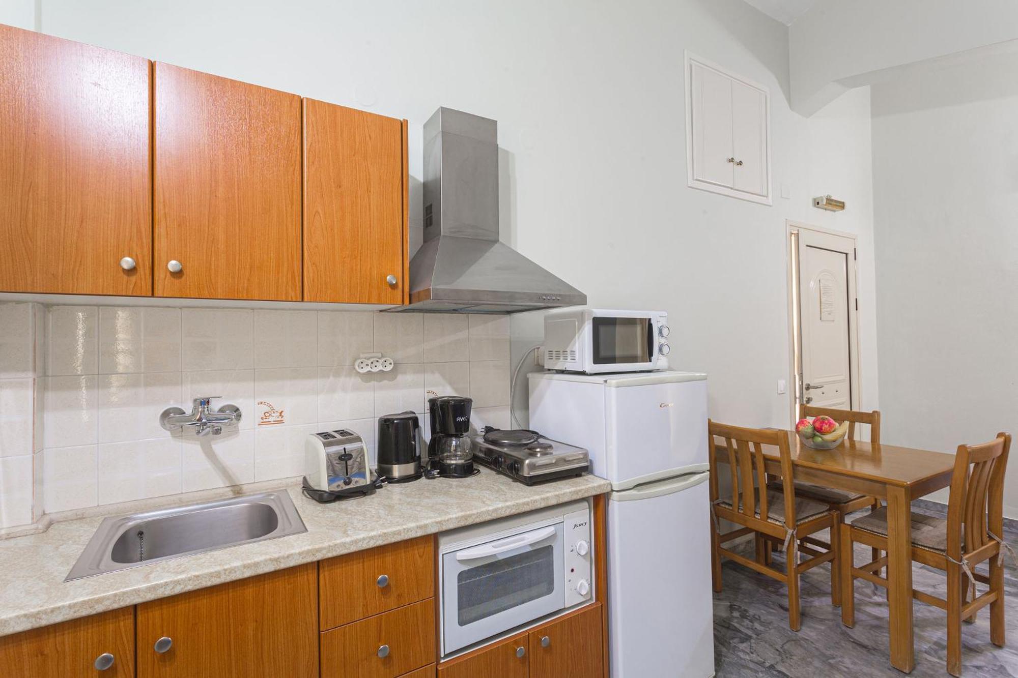 Remvi Hotel - Apartments Stoupa Phòng bức ảnh