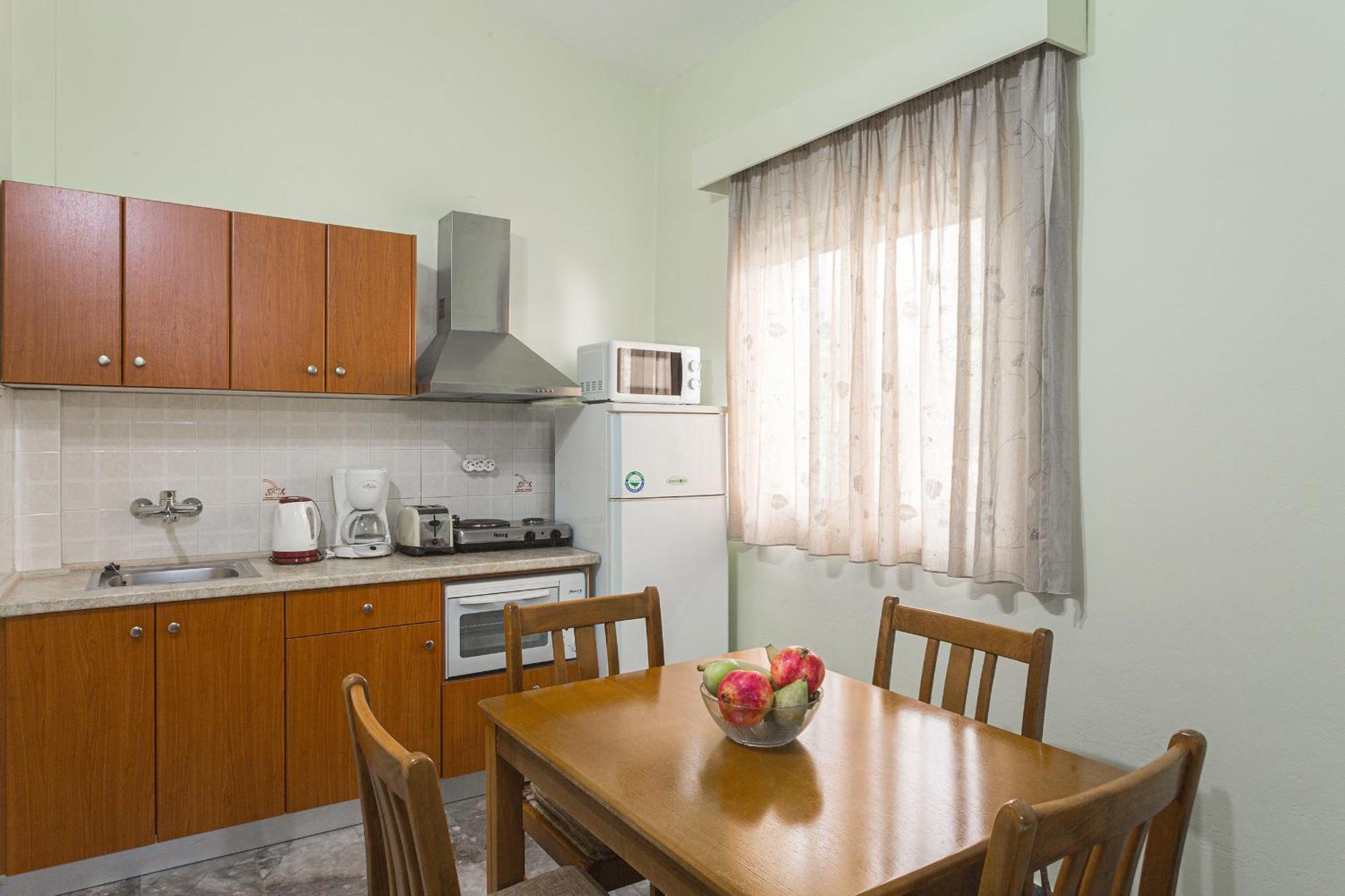 Remvi Hotel - Apartments Stoupa Phòng bức ảnh